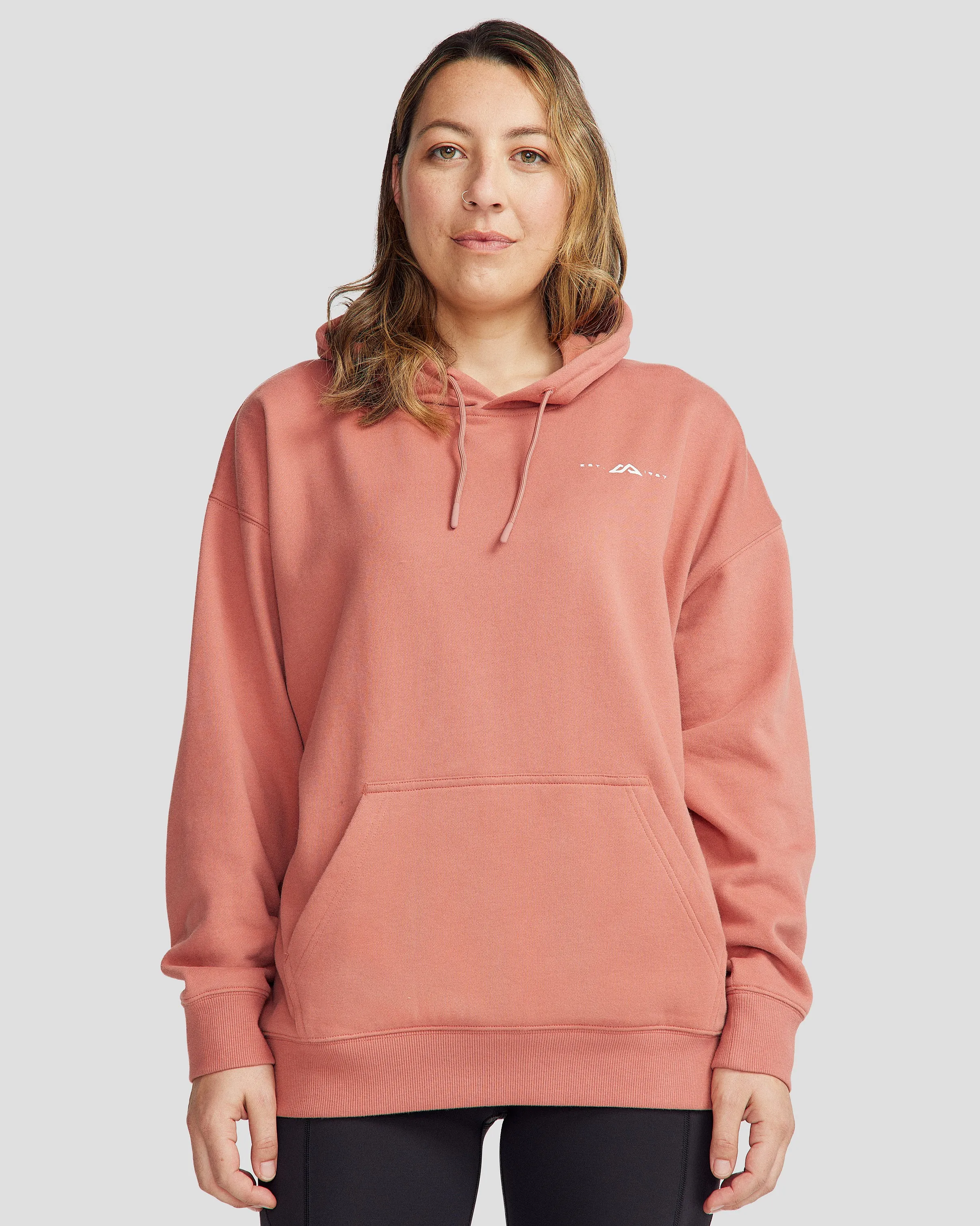 Tips memilih hoodie nyaman dan hangat untuk petualangan harian