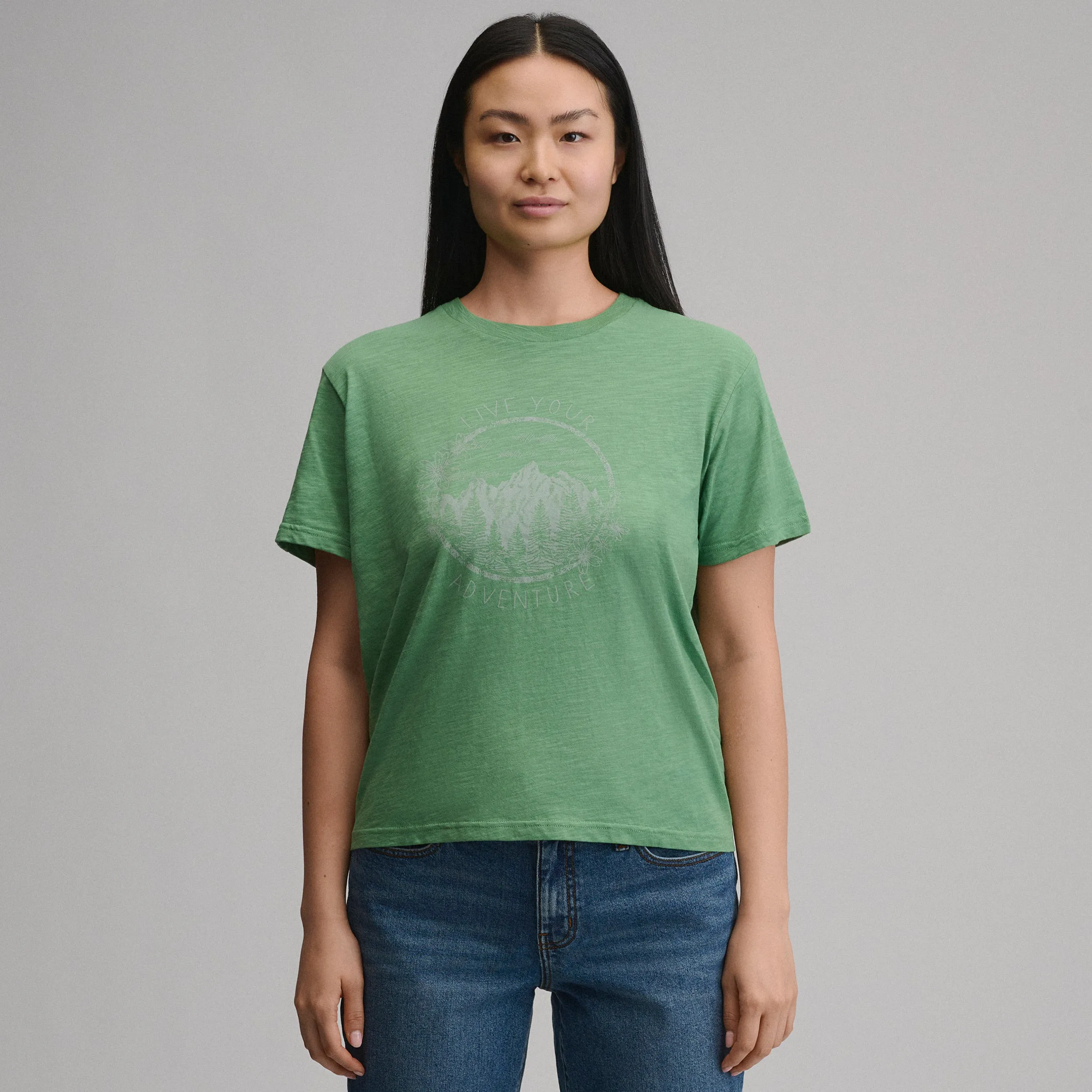 Joy368 Kaos Wanita Relaxed Graphic T-Shirt Adventure warna hijau leaf