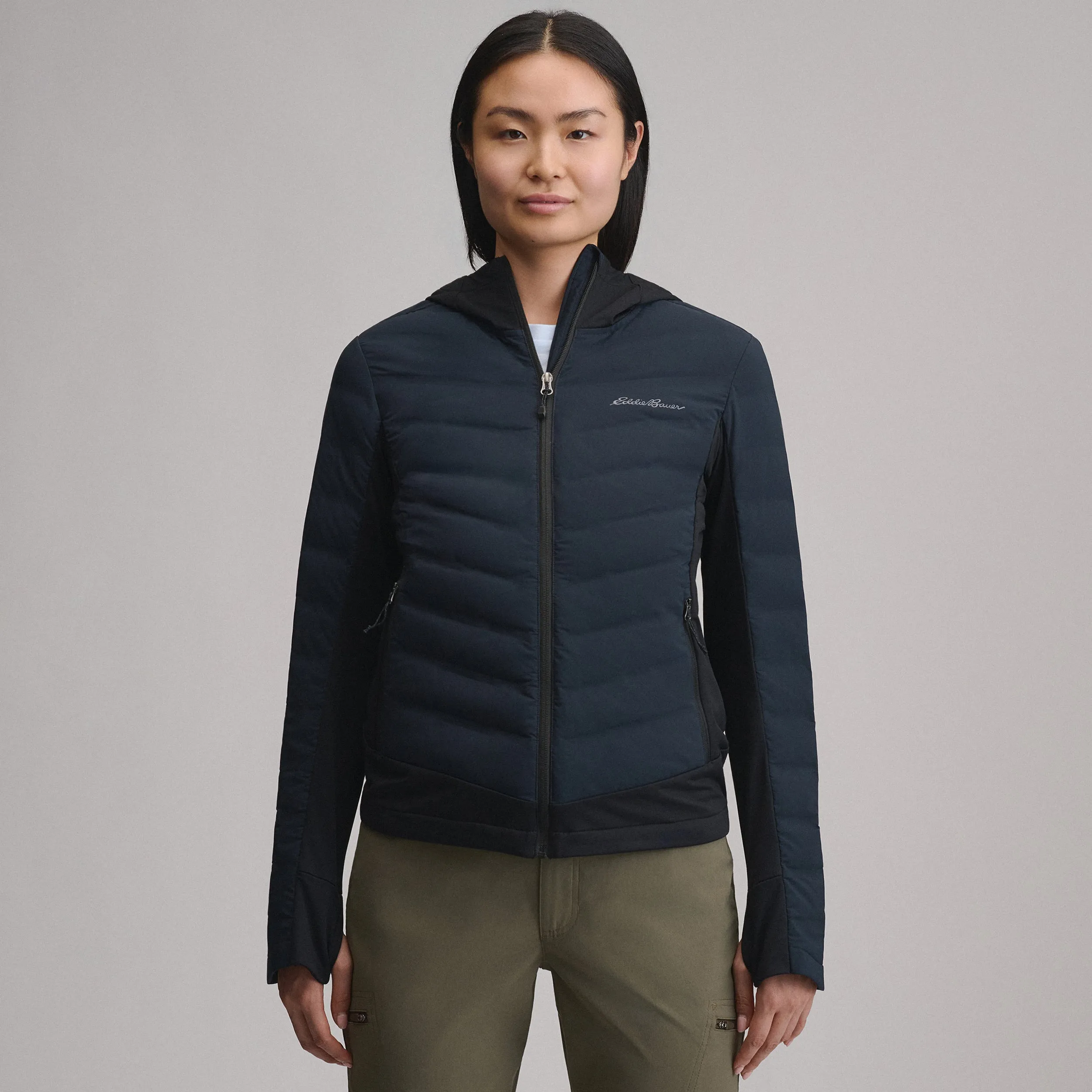 Women's Motionloft Hybrid Down Jacket warna hitam dan rosewood di Joy368